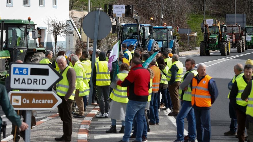 Varios tractores en las protestas del sector agrario.