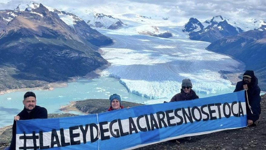 Milei avanza en el Congreso contra la Ley de Glaciares mientras aumenta el rechazo social y de expertos