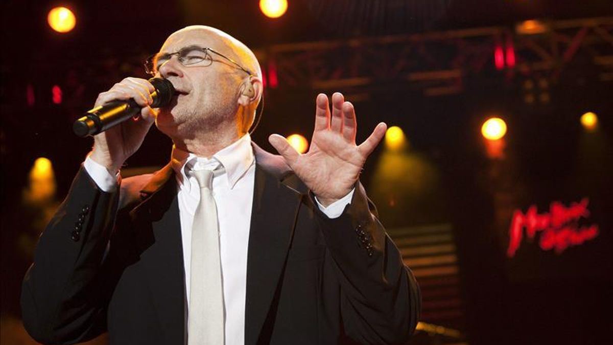 Cuando Phil Collins no aceptó la derrota en los Oscar ante Stevie Wonder: “Ganó porque es ciego y negro"
