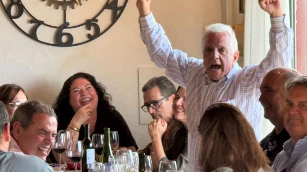 Perico, en pleno homenaje.
