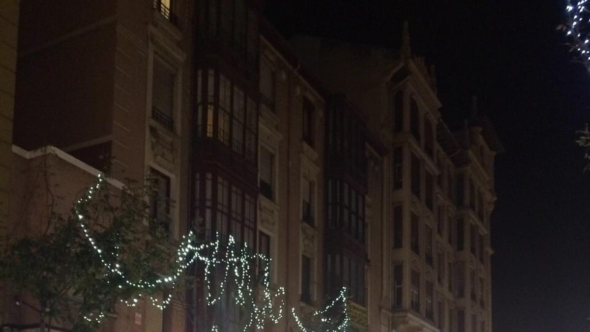 Barakaldo da la bienvenida a la Navidad con el encendido de las luces