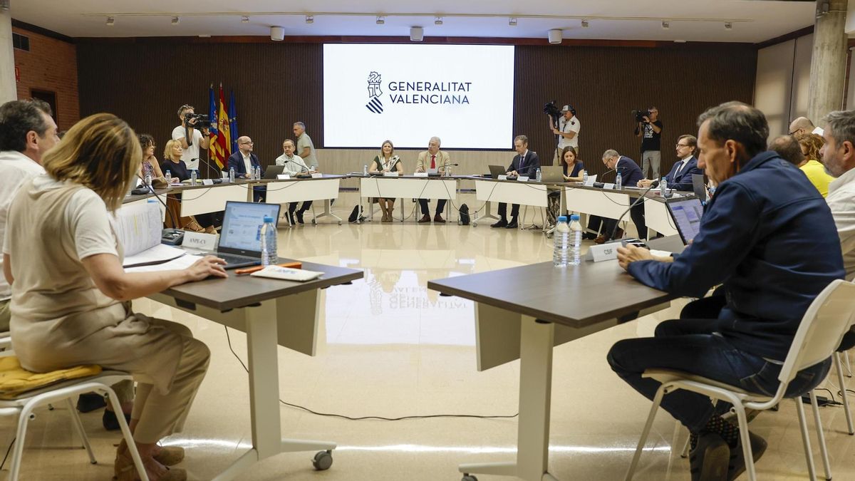 Aprobado el punto de simplificación burocrática por 4 de los 5 sindicatos de educación