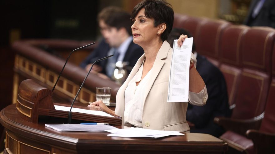 La ministra de Vivienda y Agenda Urbana, Isabel Rodríguez, interviene durante una sesión plenaria, en el Congreso de los Diputados, a 2 de octubre de 2026, en Madrid (España). Eduardo Parra / Europa Press