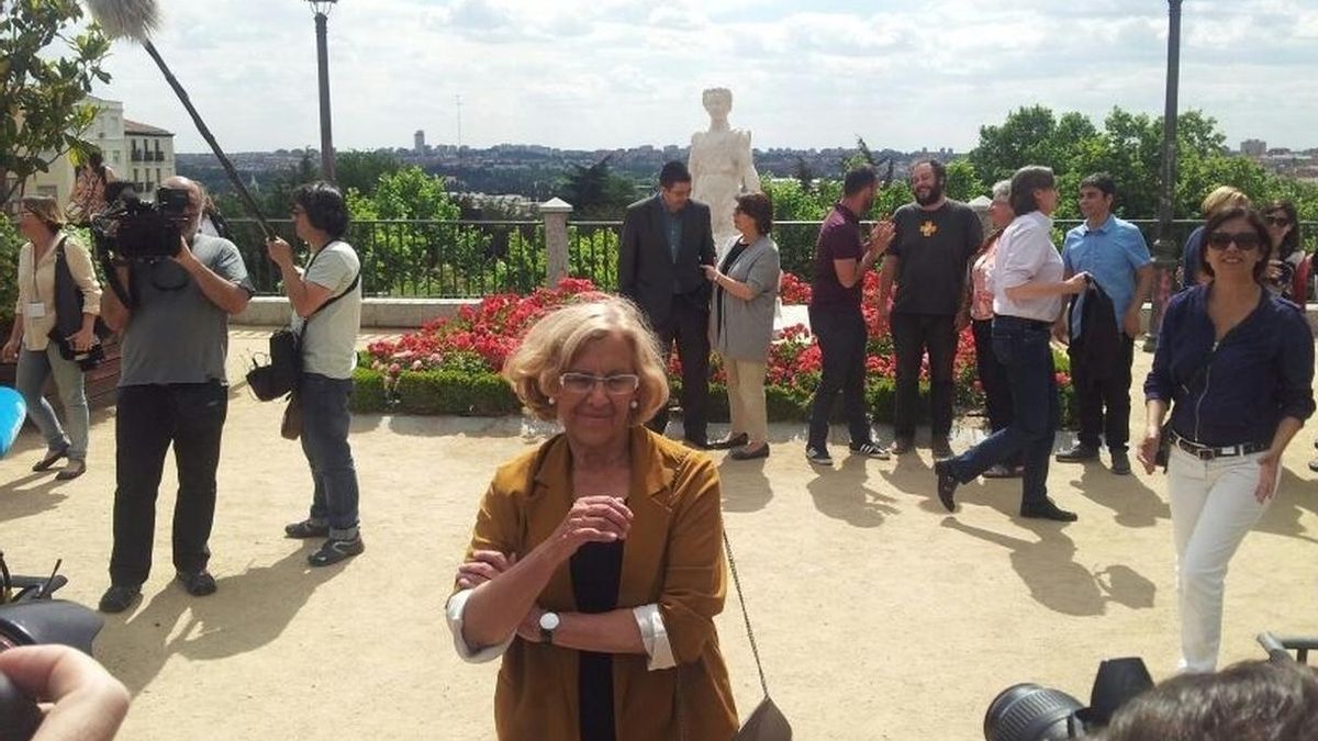 Carmena, tras hablar con Carmona, ve el camino fácil y "cuesta abajo" para llegar a la Alcaldía