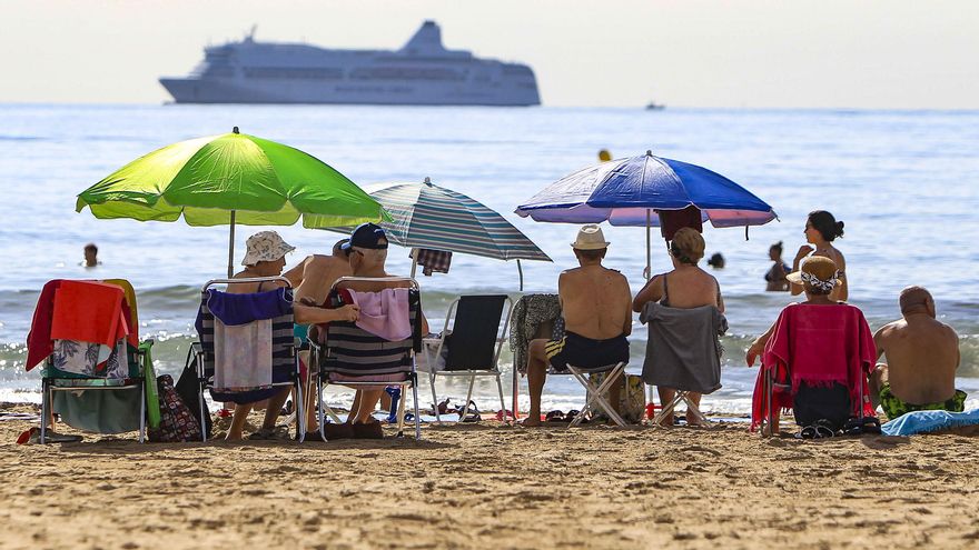 Mucho sol y 35 grados en el primer fin de semana de octubre, con lluvias solo en el norte