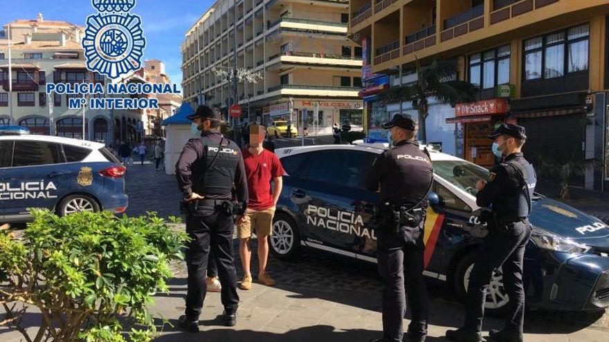 Detenidos por robar con violencia a una pareja en un mirador de Tenerife
