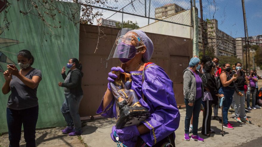 Los caraqueños vuelven a recibir al Nazareno para pedir el fin de la pandemia