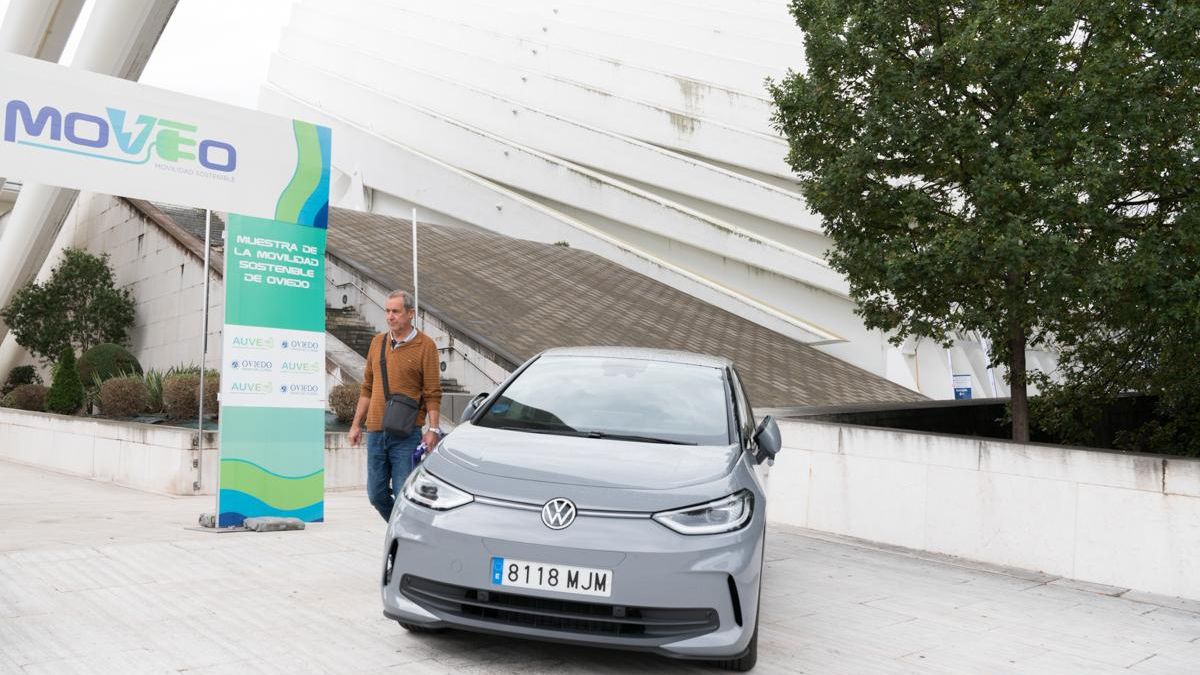 Moveo en imágenes, así es la feria de movilidad eléctrica que se celebra en Oviedo