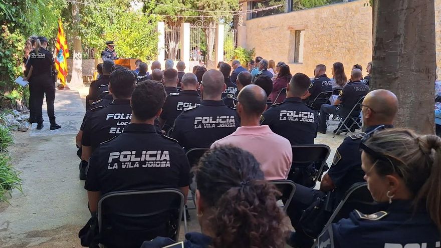 Los agentes enchufados en la Vila Joiosa como inspectores se quedan como policías rasos tras finalizar su asignación temporal