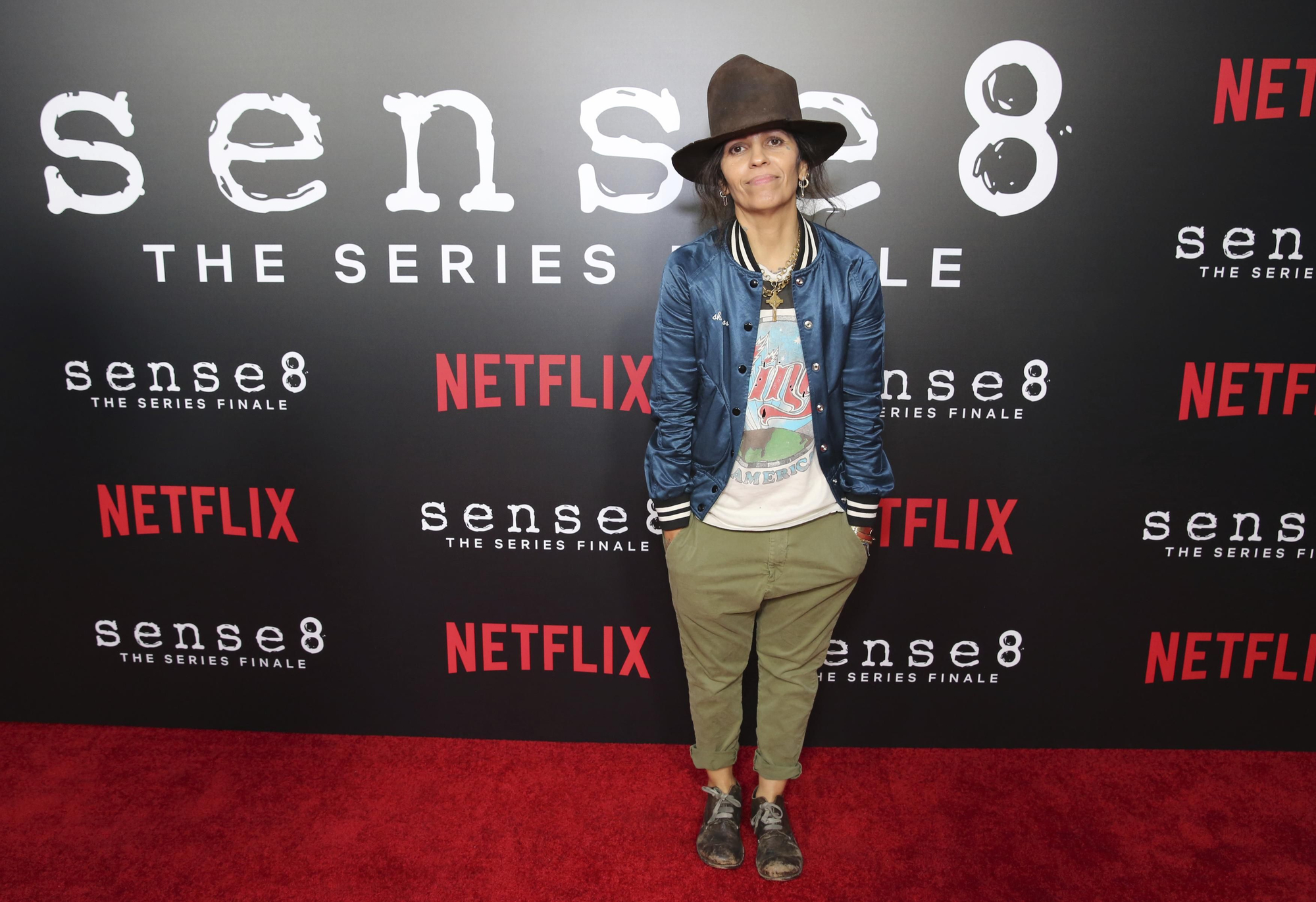 La cantante Linda Perry puso la música en la première de Sense8