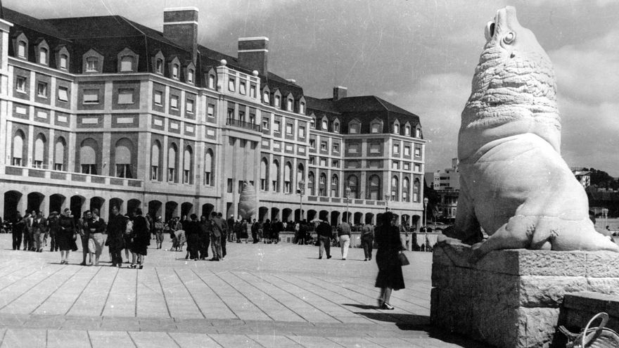 Los edificios gemelos del Hotel Provincial y el Casino de Mar del Plata son creaciones del arquitecto Alejandro Bustillo