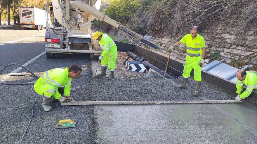 El Gobierno adjudica un contrato por 15,7 millones para conservar 183 km de carreteras en Cáceres