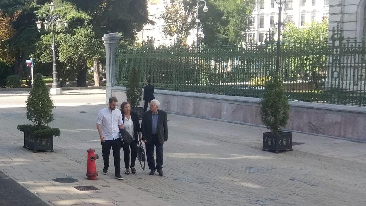 La asociación Trece Rosas Asturias acusa a Ortega Smith (Vox) de "reescribir la historia": "Es falso, es mentira"