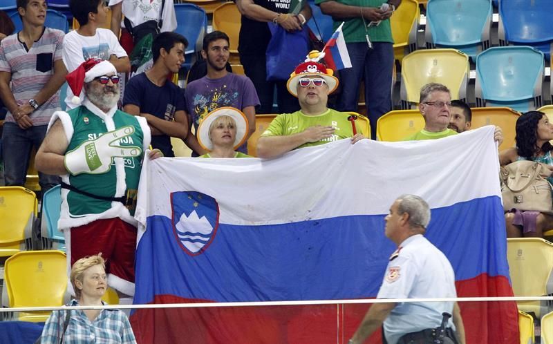 Aficionados en la sede de Gran Canaria del Mundobasket 2014. Efe.
