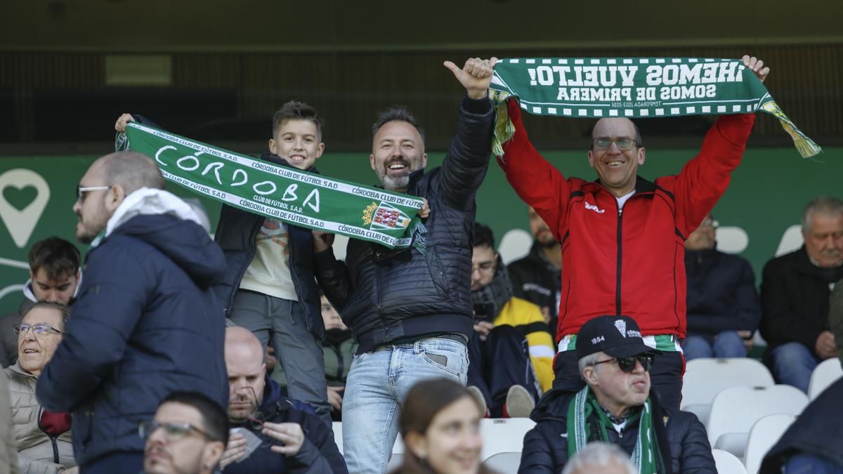 Grada Blanquiverde del Córdoba CF - CD Leganés
