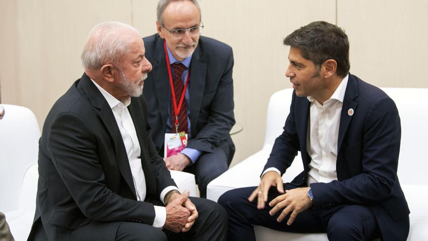 Entre elogios a Lula y críticas a Milei, Axel Kicillof endureció su discurso desde España