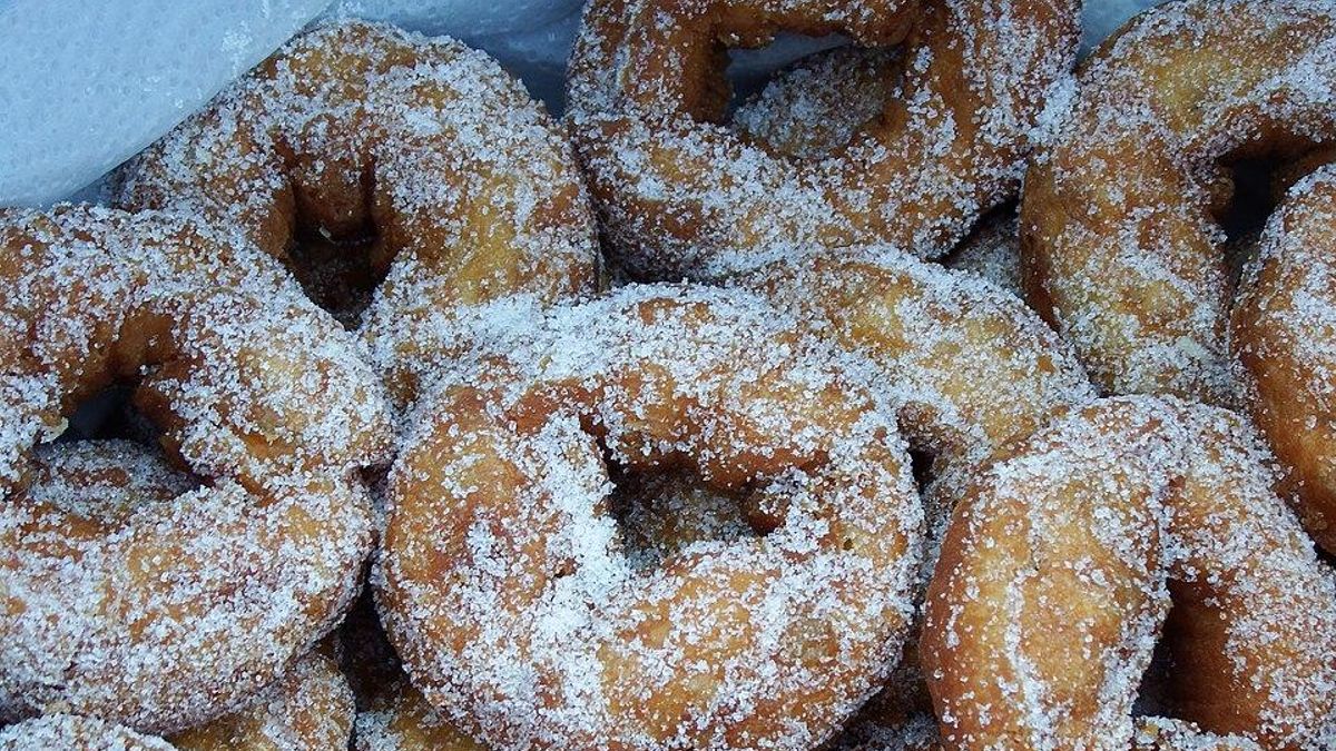 Roscos de todos los santos recién hechos