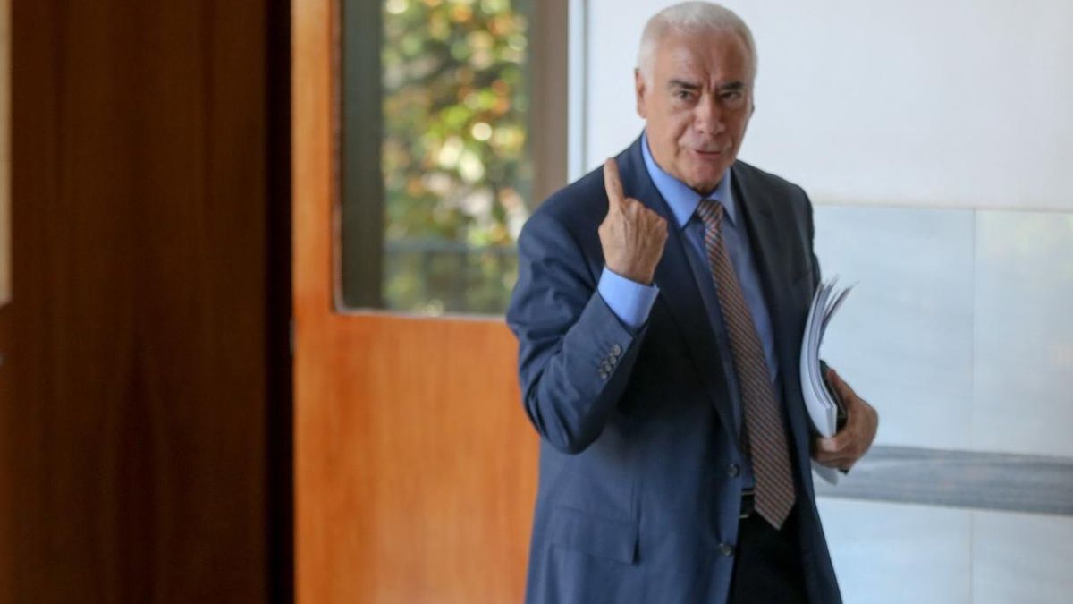 Luciano Alonso dimitirá el próximo jueves como diputado del PSOE-A tras fijar el TSJA fecha para su juicio