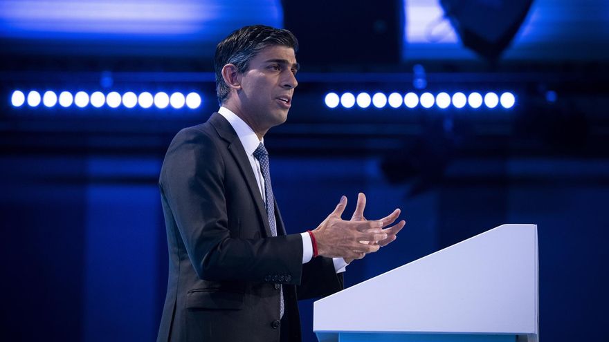 Rishi Sunak intenta calmar a los partidarios del Brexit, pero abre la puerta a una relación más estrecha con la UE