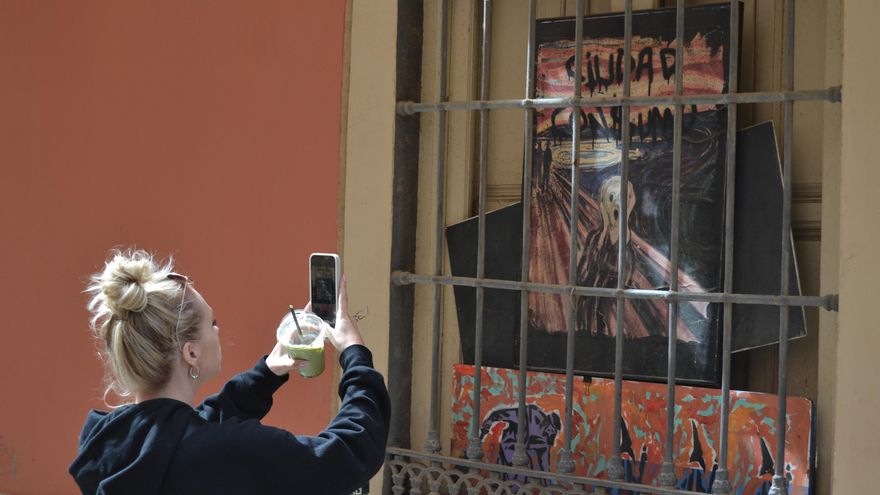 Andalucía apunta a un récord de 35 millones de visitantes en 2024 en pleno debate sobre el modelo turístico