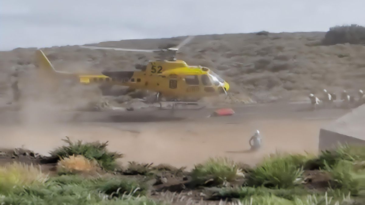 Maniobras con medios aéreos durante la práctica de emergencia forestal realizada por el equipo técnico de EIRIF