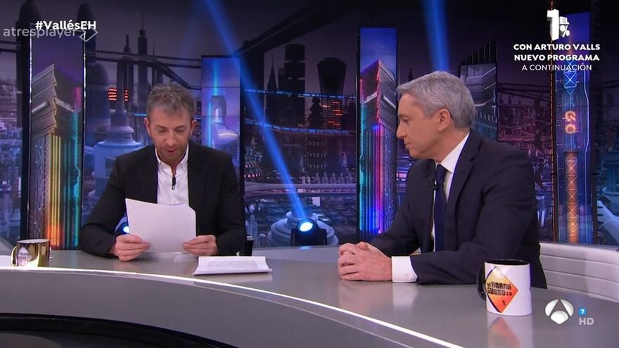 Pablo Motos lee la carta de Sánchez y pide su opinión a Vallés: "El país está políticamente en el limbo"