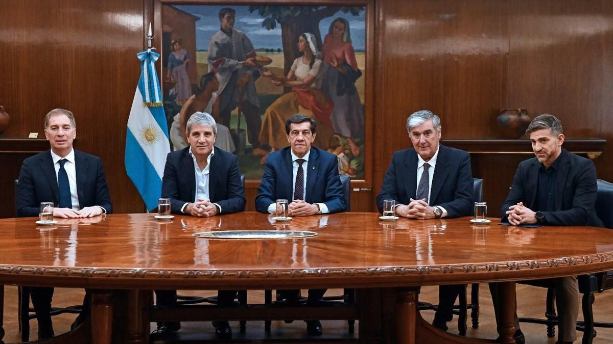 Santilli busca votos entre los gobernadores mientras el Presupuesto abre una interna en el Gobierno