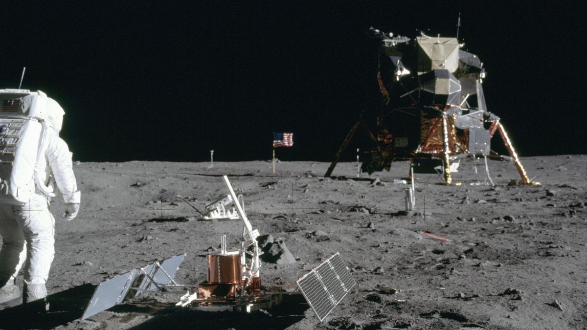 La gran ciudad lunar tiene un problema enorme: un millón de habitantes podría agotar su agua en poco más de un siglo