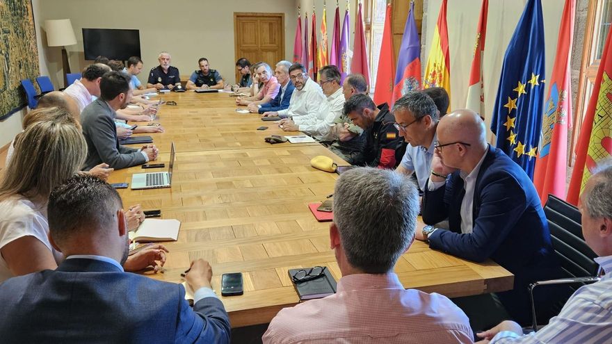 Ávila busca soluciones a medio y largo plazo con otras administraciones para conseguir agua potable en la capital