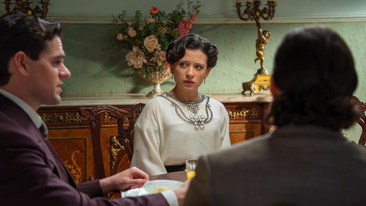 Martina mira con desagrado a Jacobo en 'La Promesa'