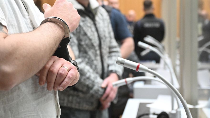 Un príncipe, conspiradores y una trama golpista: el complot ultra que protagoniza uno de los mayores juicios de Alemania