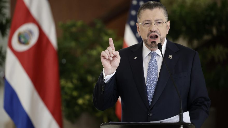 Chaves acusa a fiscal de instigar una crisis política en Costa Rica con caso en su contra