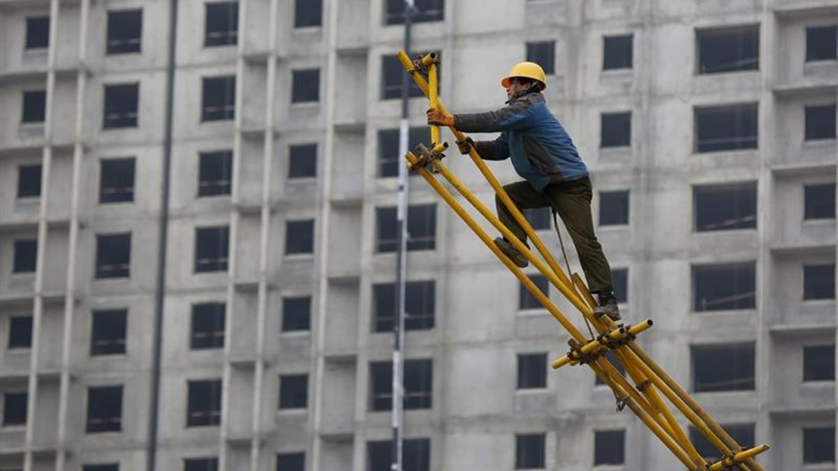 El 30% de los trabajadores gana menos de 1.215 euros brutos al mes.