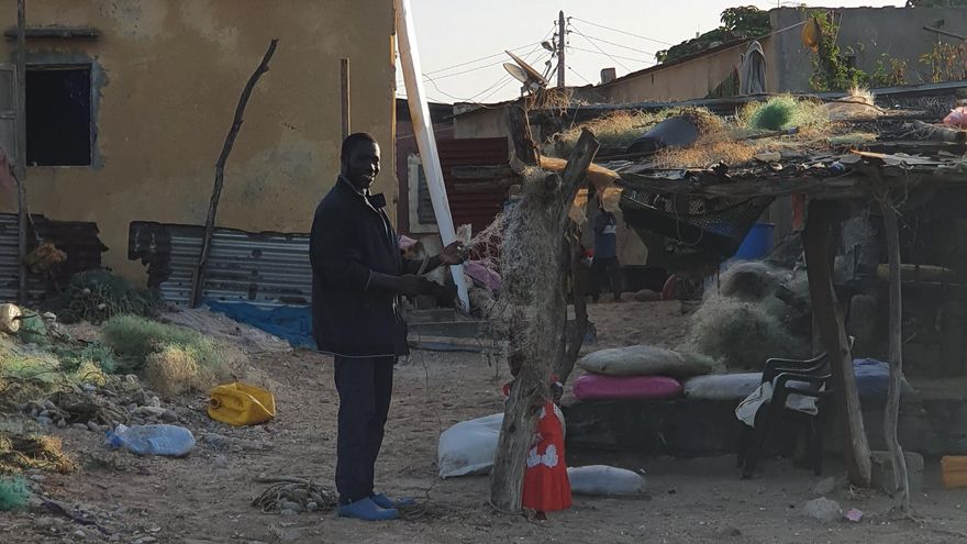 De librar la muerte en el mar a procesos burocráticos interminables: las historias de los senegaleses que viven en Asturias