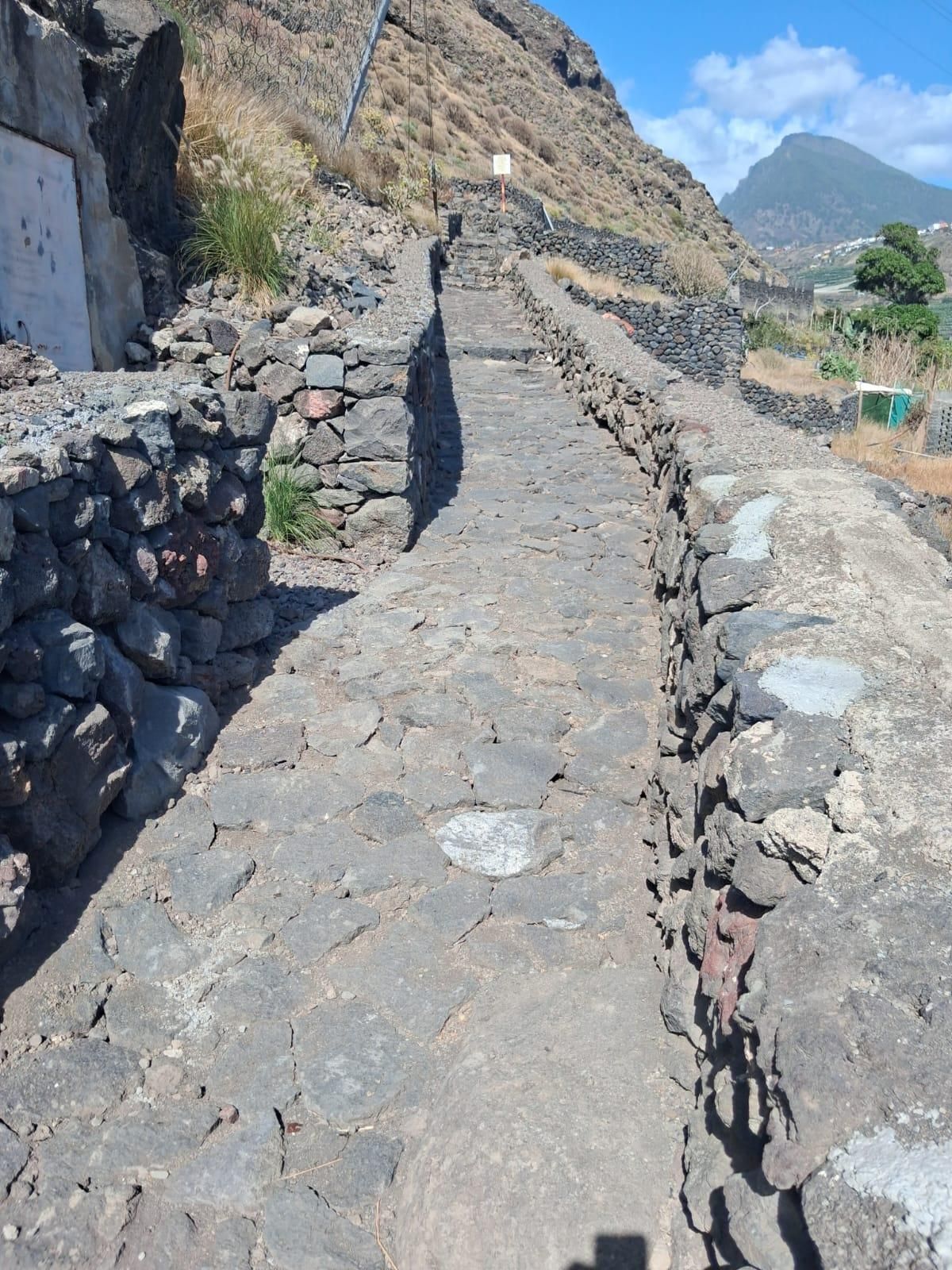 Adecuación sendero Marcos y Cordero.