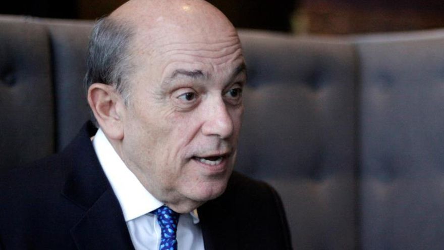 En la imagen, el embajador peruano Hugo de Zela, candidato la Secretaría General de la Organización de Estados Americanos (OEA).