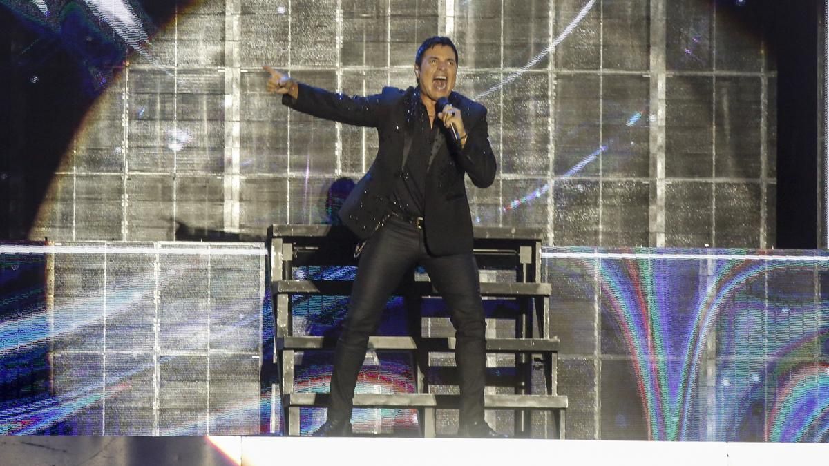 Chayanne pone a bailar a Córdoba: «Ustedes manden esta noche, que yo obedezco»