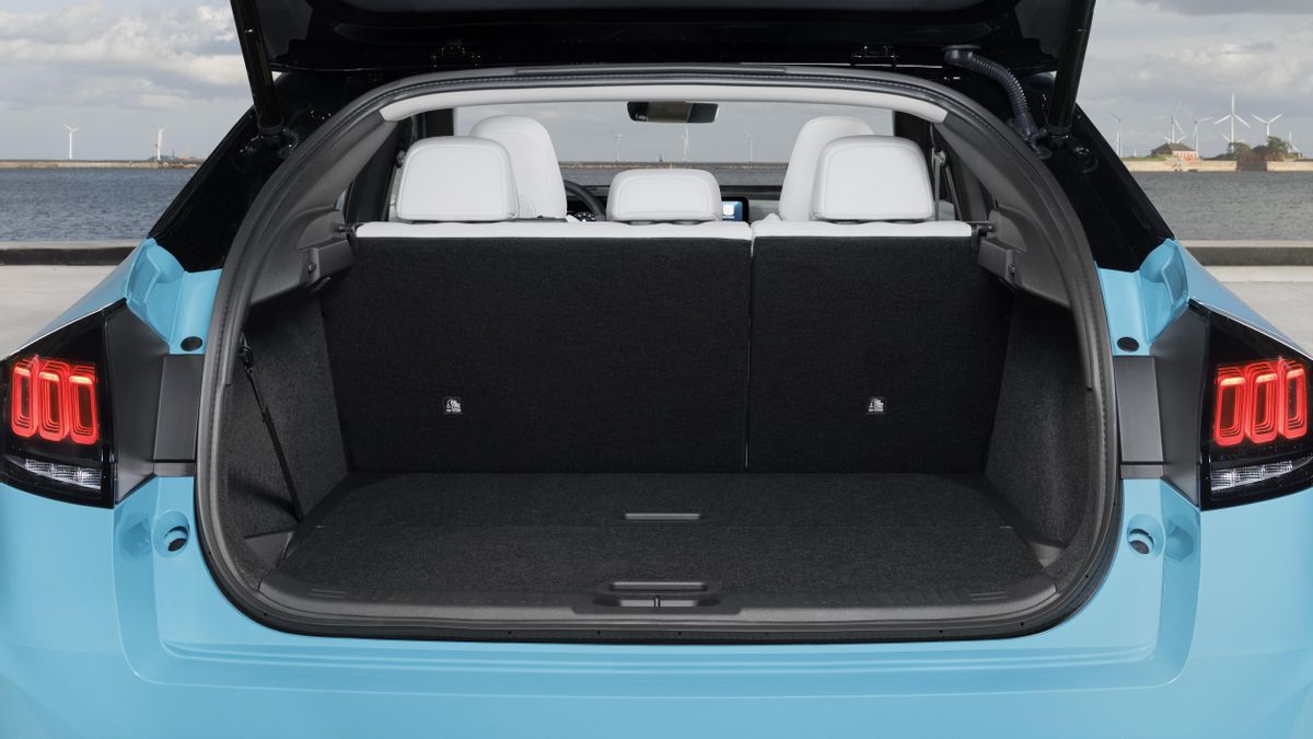 Vista del maletero del nuevo Leaf.