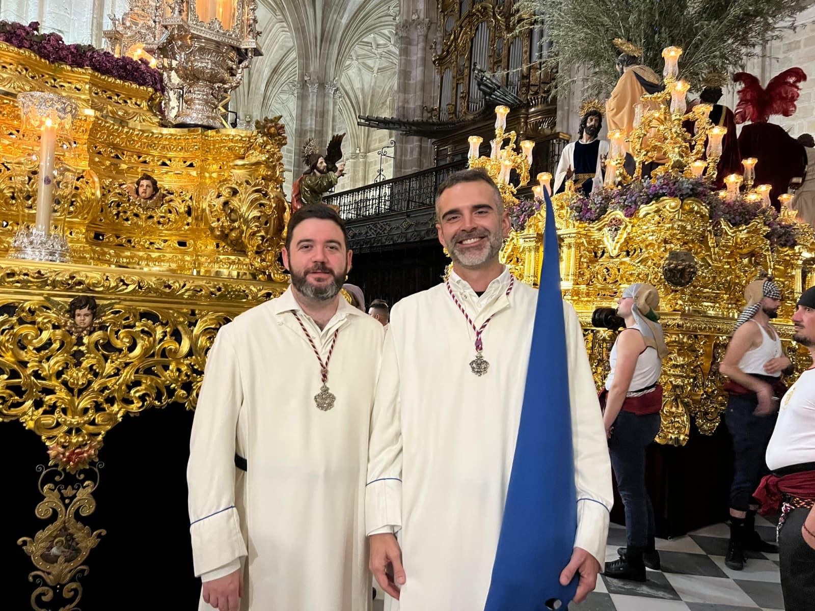 Hasta la salida del consejero de Agricultura como nazareno en su hermandad en Almería se incluyó en la agenda oficial.