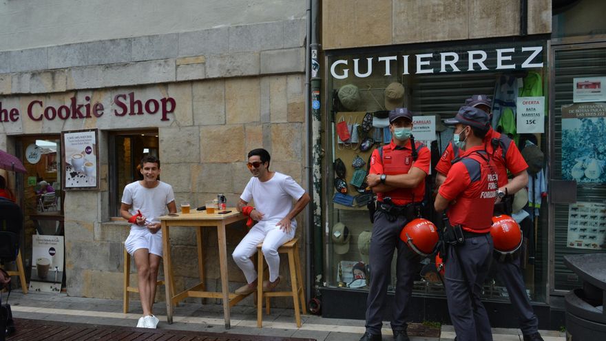 Navarra, con la incidencia de la COVID-19 más alta de todo su entorno y una tasa de positividad del 12%