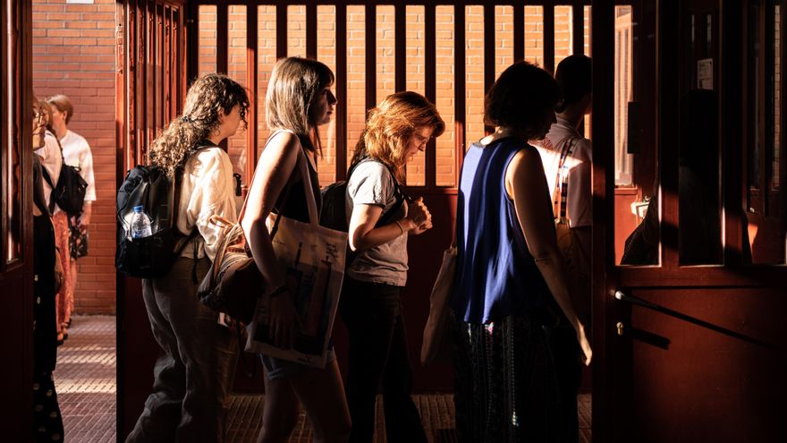 Docentes interinos, cuando cobrar el verano depende de dónde trabajes