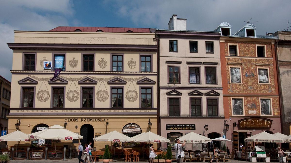 Las típicas casas de vecinos polacas (kamienice) colman el casco histórica de Lublin.
