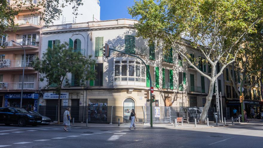 Frenen la demolició de l'històric edifici que una promotora vol convertir en pisos de luxe amb l'aval del PP de Palma