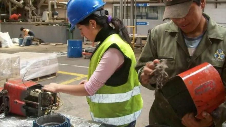 El plan Morrokotudak ha impulsado en cuatro años la contratación de sólo 106 mujeres en sectores masculinizados