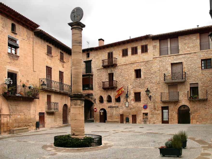 Rollo de la Justicia en el pueblo de Cretas.