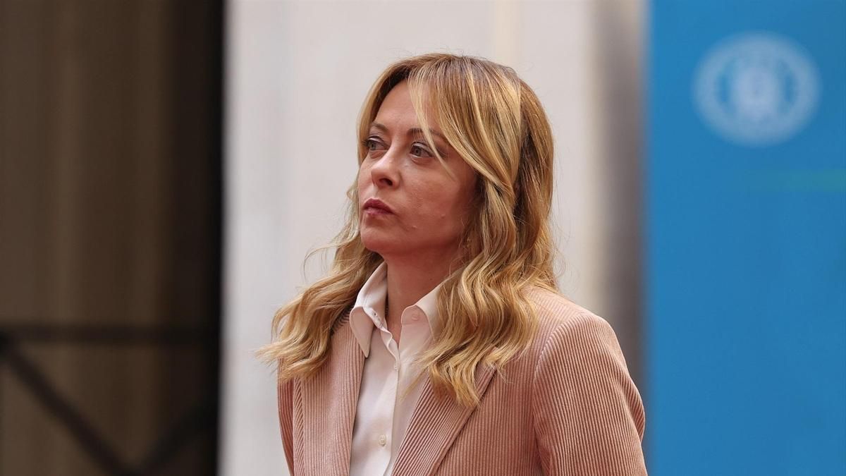 Meloni fuerza tres dimisiones en 48 horas tras su derrota en el referéndum sobre la reforma judicial