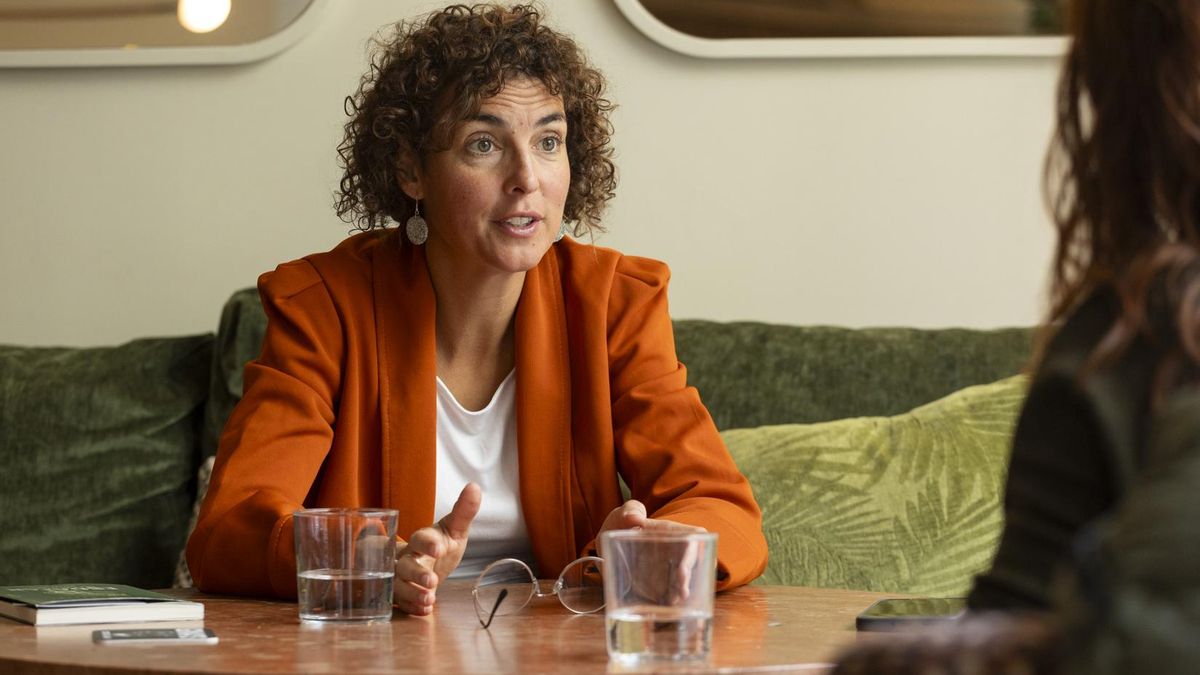 Clara Mattei, durante la entrevista en el marco de la gira de presentación de su libro 'Escapar del capitalismo'