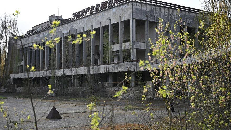 Ucrania denuncia un ataque ruso en Chernóbil a horas de la reunión de Zelenski con Starmer, Macron y Merz
