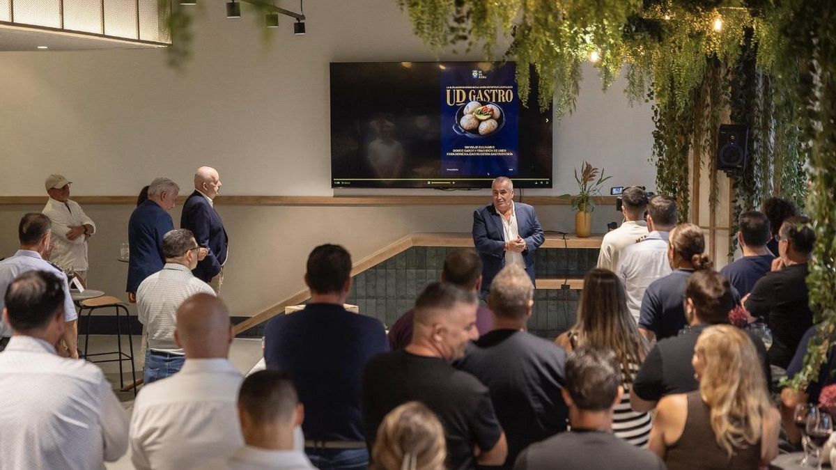 Javier Suárez es el coordinador de la publicación.