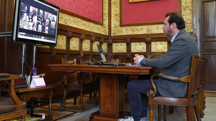El alcalde de Valladolid durante la Junta de Gobierno telemática.
